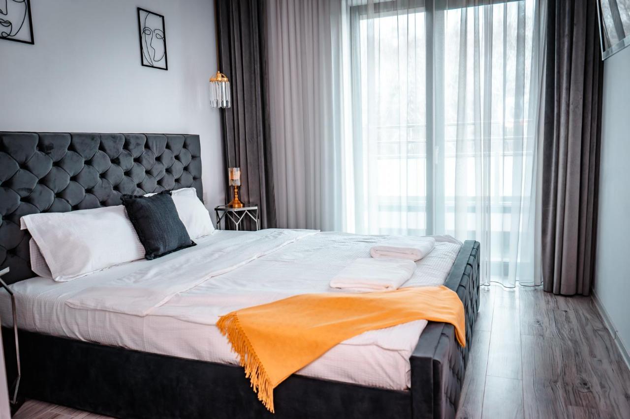 Luxury Family Apartment With Private Parking And Forest View Timişoara Exterior foto